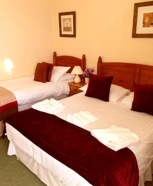 Tara Hall Accommodation ดุนเลรี ภายนอก รูปภาพ